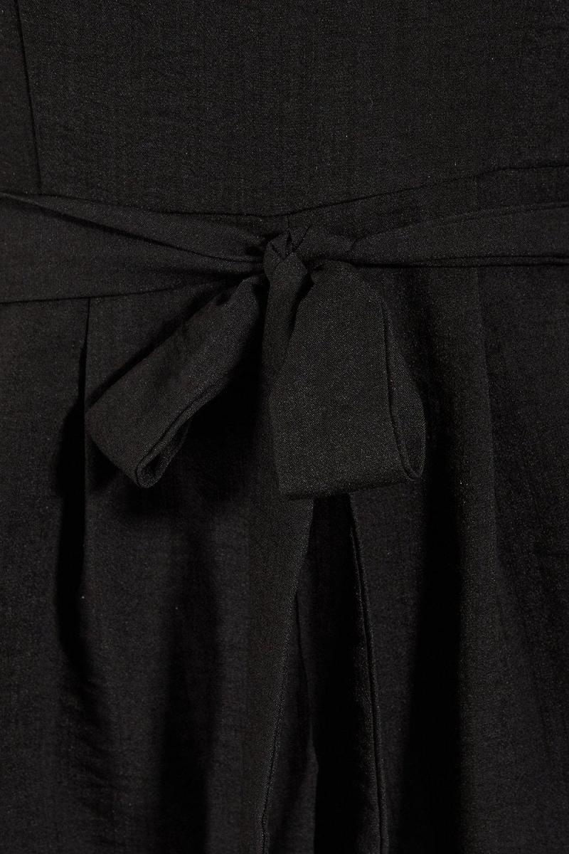 Plainen Look Bandeau Pocket Detail PlaySuit