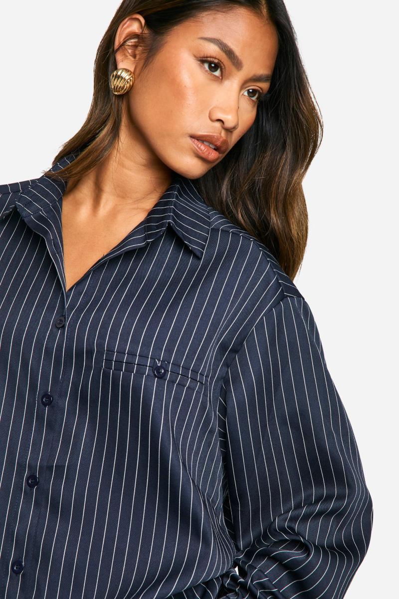 Сорочка великого розміру в тонку смужку