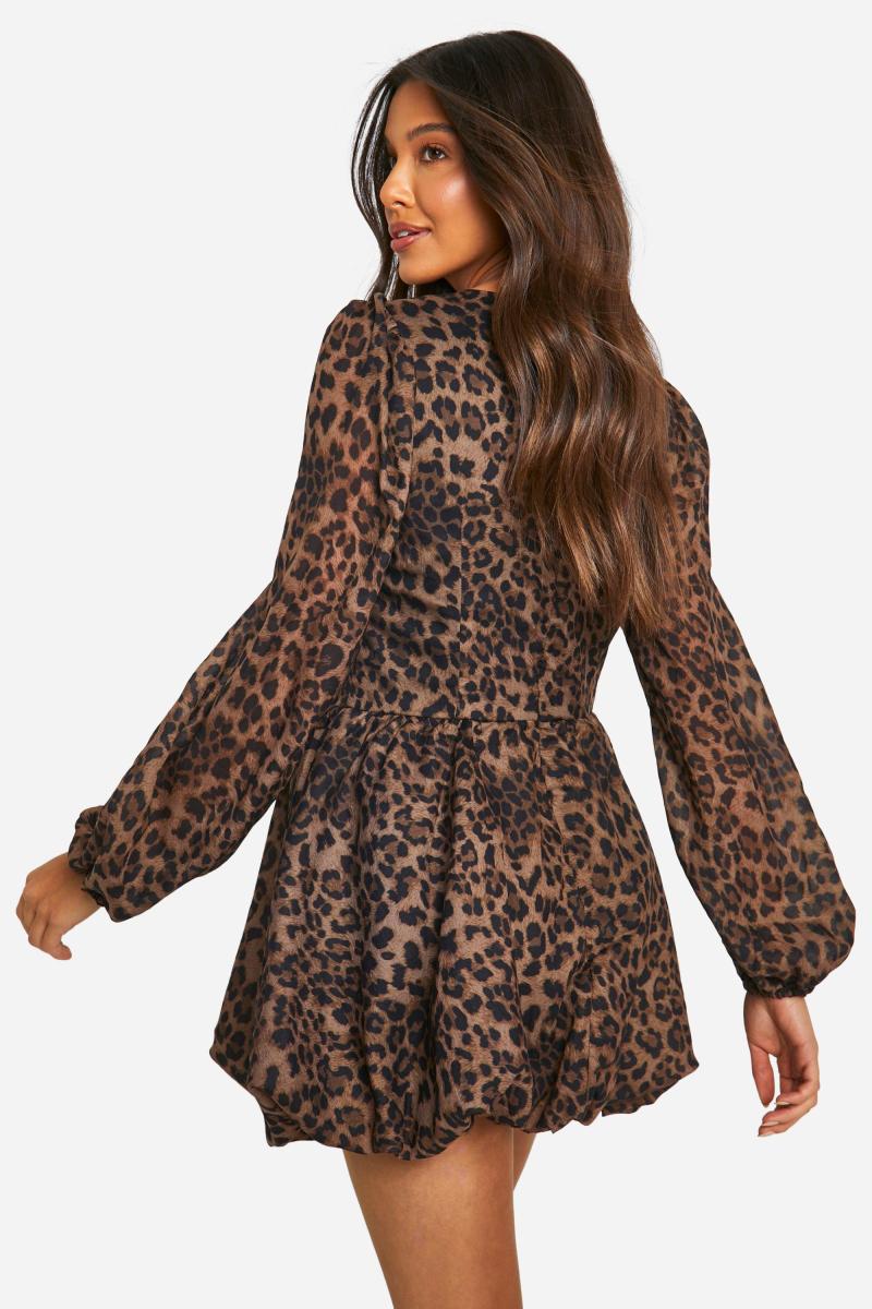 Шифонова сукня-доярка з леопардовим принтом і пухими рукавами