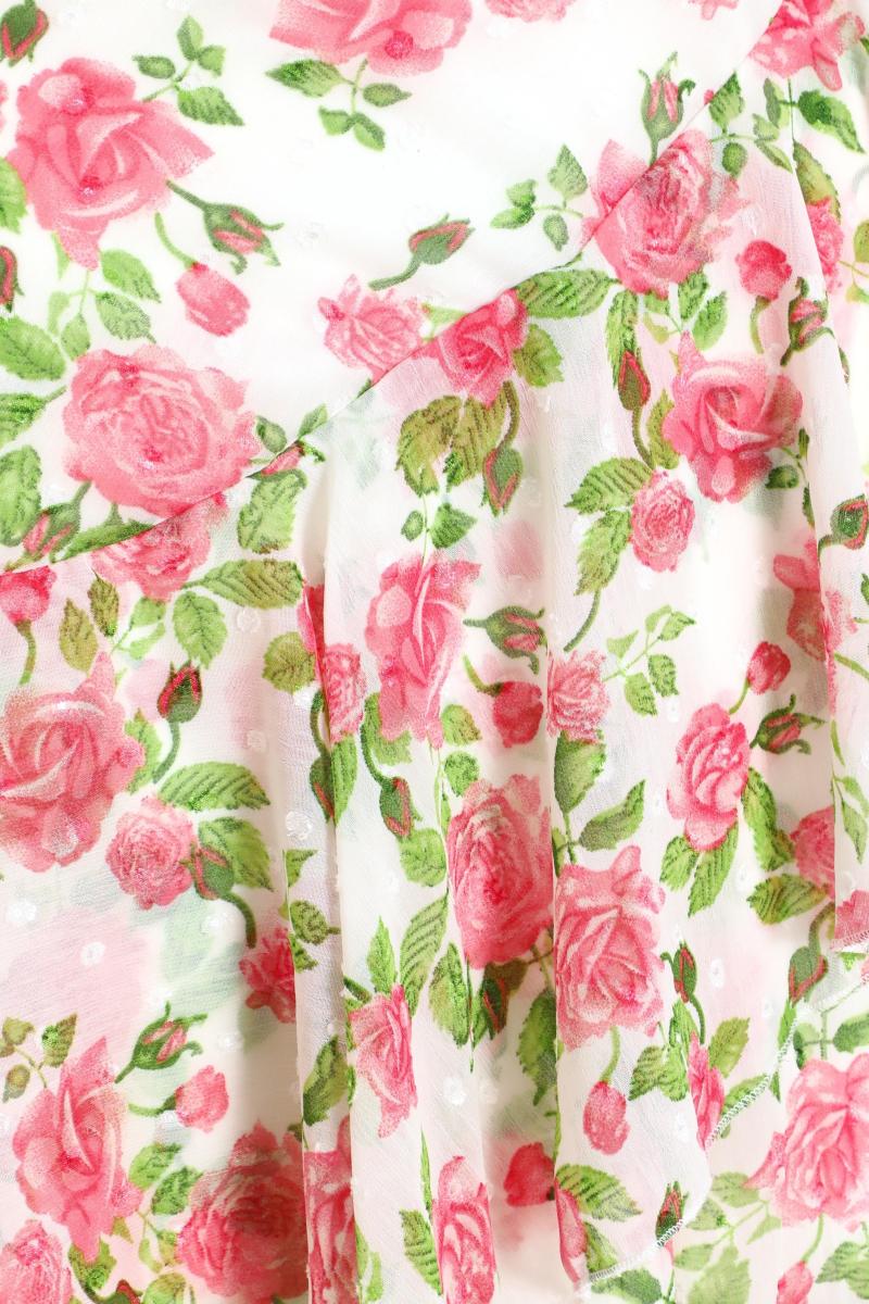 Білий квітковий бачок для шифонів