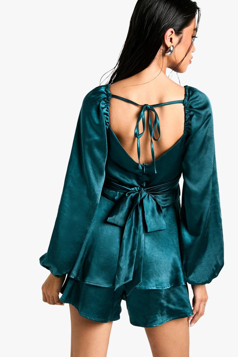 Комбінезон з атласним покриттям