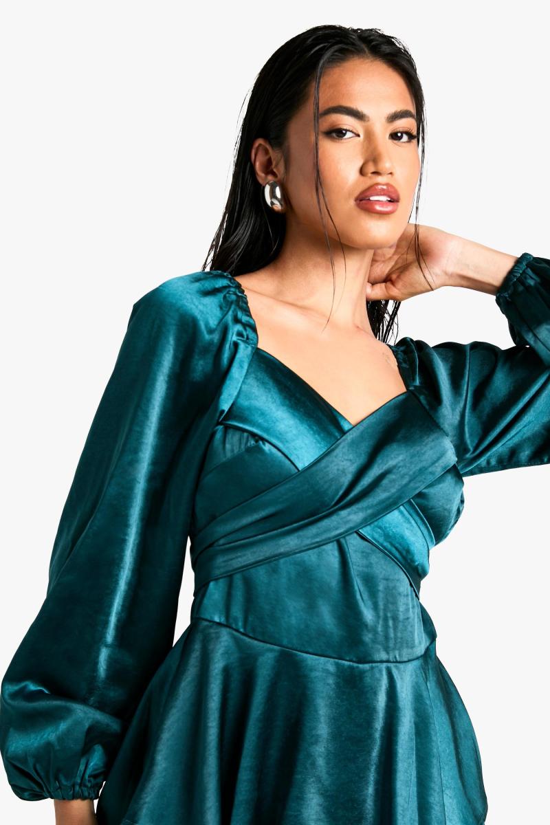 Комбінезон з атласним покриттям