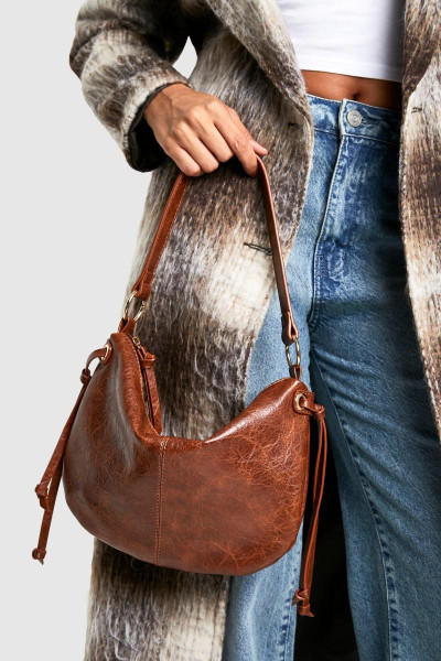 Накладена шкіряна щітна сумка Накладена шкіряна щітна сумка