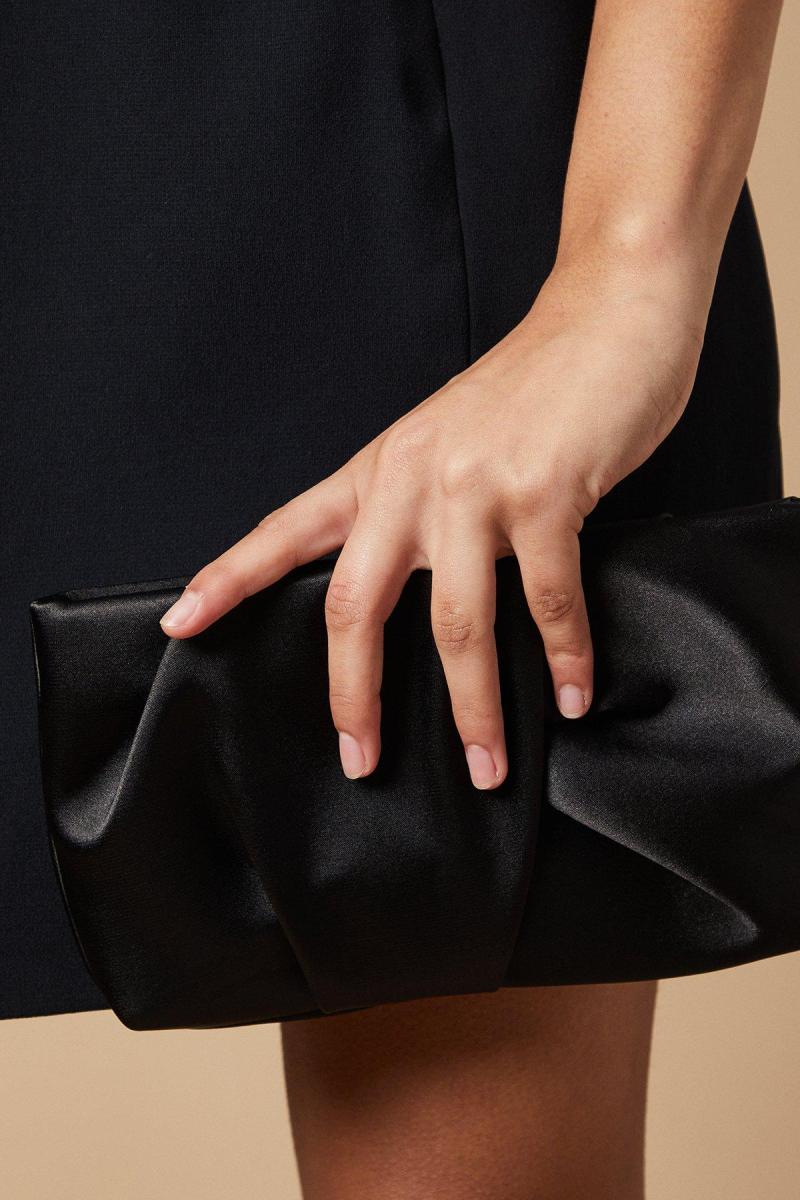 Рухедний сатиновий мішок зчеплення зі знімним ремінцем