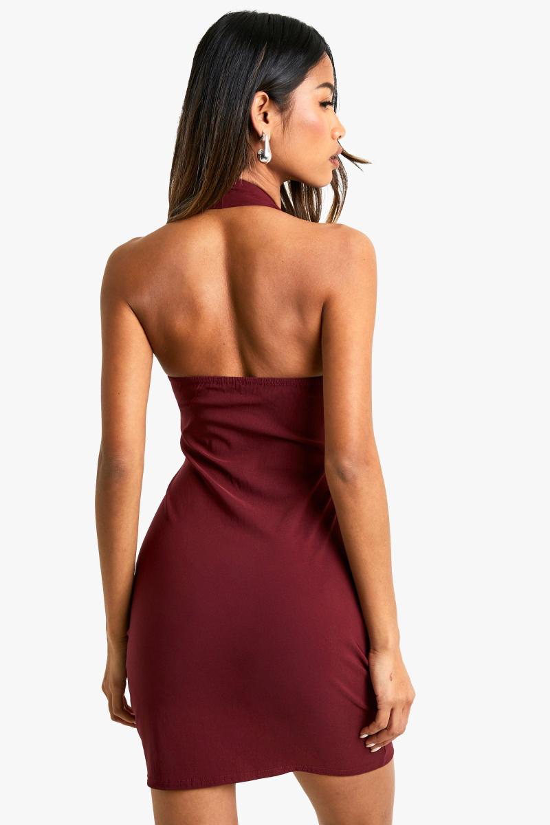 Міні-сукня з бенгальською пряжкою та горловиною