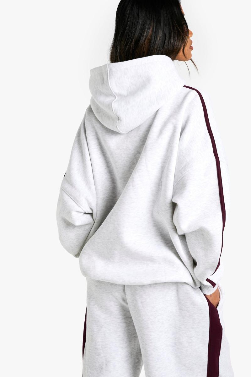 18 Друк із смугастої великої толстовки